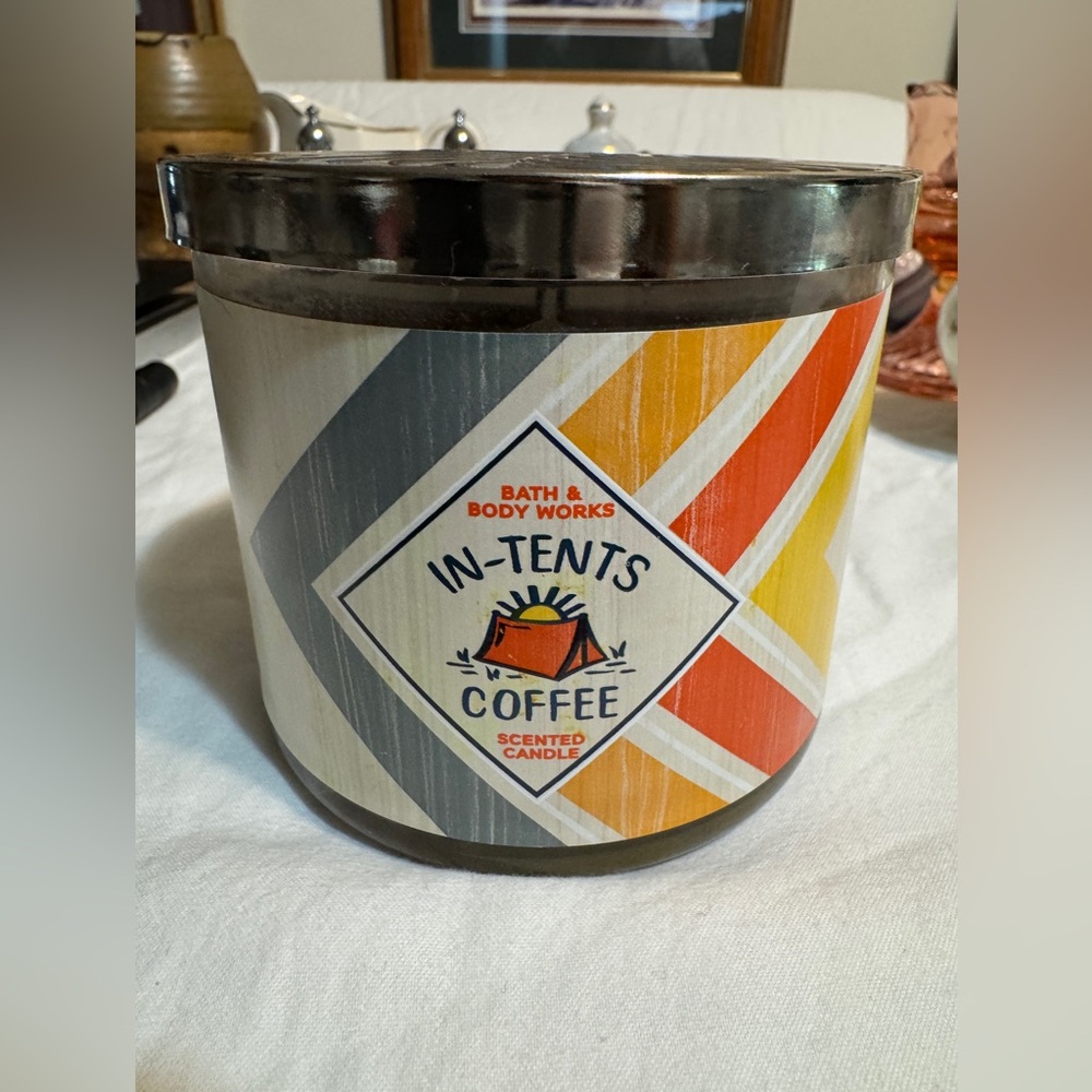 Bath & Body Works In-Tents Coffee 14.5 oz. Candle – Unused – READ DESCRIPTION